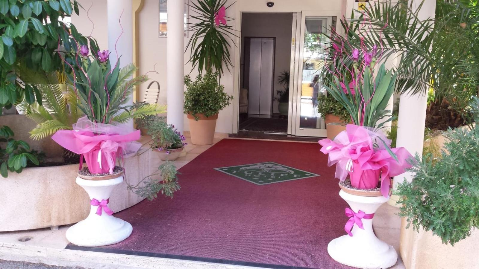 Hotel Tulipe Nazionale Riccione Exterior photo